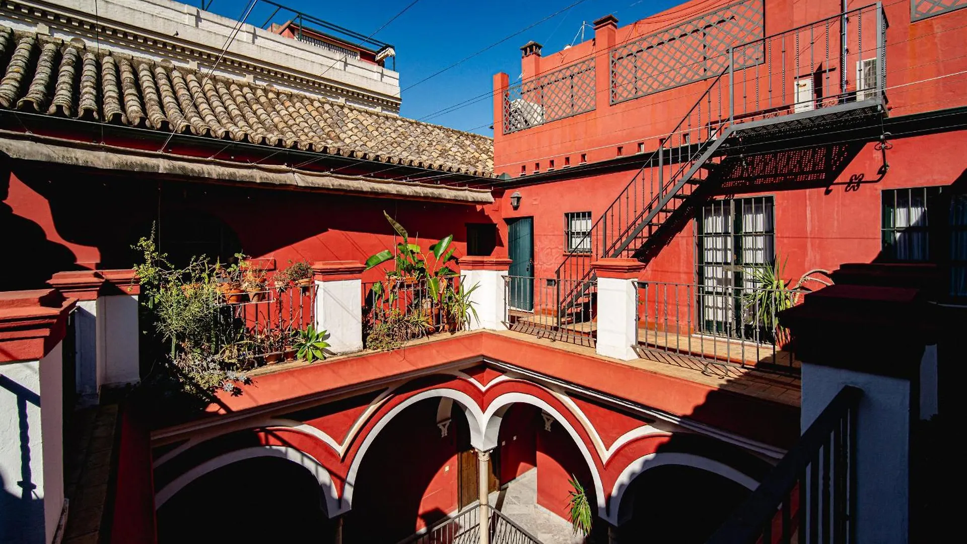 Casa Palacio Dona Guiomar Seville Apartment