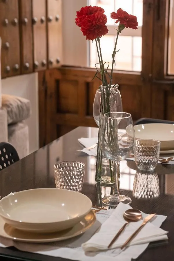 Casa Palacio Dona Guiomar Sevilla Apartman